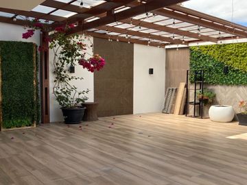 Casa moderna en Venta, Tumbaco, seguridad 24/7