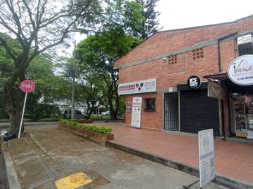 Casa esquinera. Sur de Cali.