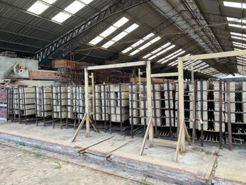 VENTA TERRENOS 83.502 m2,  GALPONES 20.541 m2, OFICINAS , BODEGAS, áreas de parqueo etc Vía Guayaquil-Daule km 29 Sector Petrillo. PRECIO: $ 24.000.000