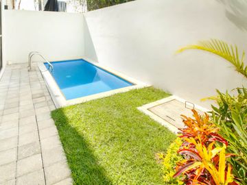 Casa con jardín y alberca privada, Huayacan, Cancun.