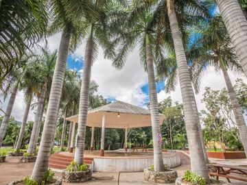 Casa con jardín en Huayacan, Cancun.