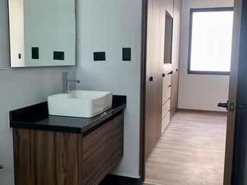 Casa NUEVA en VENTA, Parque FORESTA, en LOMAS de ANGELOPOLIS