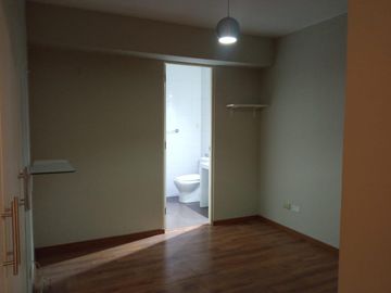 Oportunidad! Venta o Alquiler de Excelente Mini Dpto en Petit Thouars!