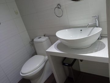 Oportunidad! Venta o Alquiler de Excelente Mini Dpto en Petit Thouars!