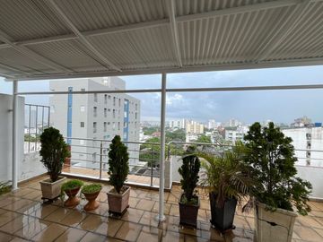 VENTA APARTAMENTO DÚPLEX ESTRATO 4, LUMINOSO Y BIEN UBICADO. ¡TU NUEVO HOGAR TE ESPERA!