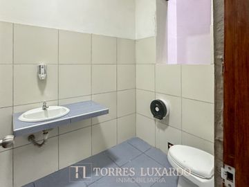 ALQUILER DE CASA IDEAL PARA COLEGIO, INSTITUTO, CENTRO MÉDICO EN LINCE