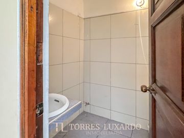 ALQUILER DE CASA IDEAL PARA COLEGIO, INSTITUTO, CENTRO MÉDICO EN LINCE