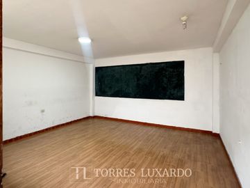ALQUILER DE CASA IDEAL PARA COLEGIO, INSTITUTO, CENTRO MÉDICO EN LINCE
