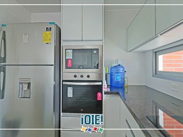 Departamento de 3 dormitorios en venta, en Edificio Ibiza, Manta, Ecuador