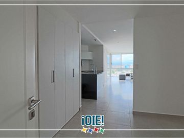 Departamento de 3 dormitorios en venta, en Edificio Ibiza, Manta, Ecuador
