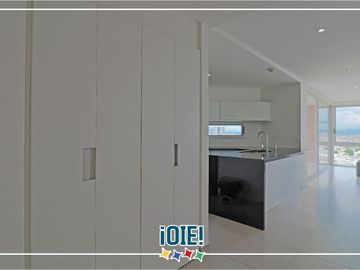 Departamento de 3 dormitorios en venta, en Edificio Ibiza, Manta, Ecuador
