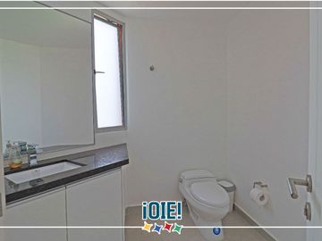 Departamento de 3 dormitorios en venta, en Edificio Ibiza, Manta, Ecuador