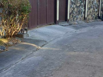 HOUSE AND LOT FOR SALE AT IMUS CAVITE NEAR ROBINSON