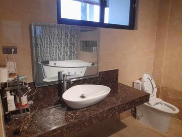 HOUSE AND LOT FOR SALE AT IMUS CAVITE NEAR ROBINSON