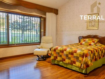Casa en Venta en Club Campestre de Queretaro en La Isla frente al campo de golf