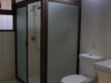 Casa en Venta en Club Campestre de Queretaro en La Isla frente al campo de golf