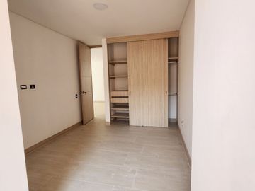 APARTAMENTO 101-C-CONJUNTO RESIDENCIAL CRISTALES WEST VIEW I