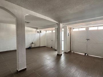 CASA EN VENTA, EN METEPEC, COL. IZCALLI CUAUHTEMOC II, ESTADO DE MEXICO