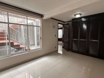 CASA EN VENTA, EN METEPEC, COL. IZCALLI CUAUHTEMOC II, ESTADO DE MEXICO