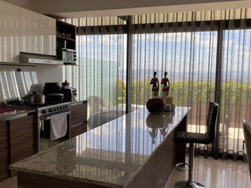 SE VENDE EXCLUSIVO DUPLEX AMIRA CIMA DIAMANTE
