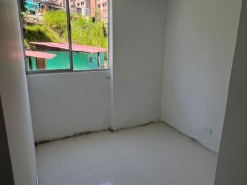 Apartamento  en Rionegro Sector Fontibón, Unidad cerrada