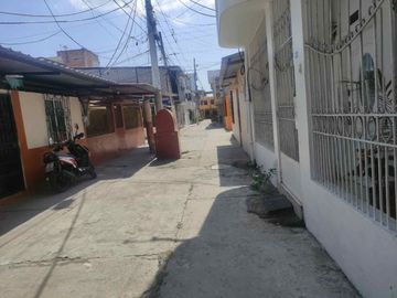 casa de venta en los tamarindos portoviejo