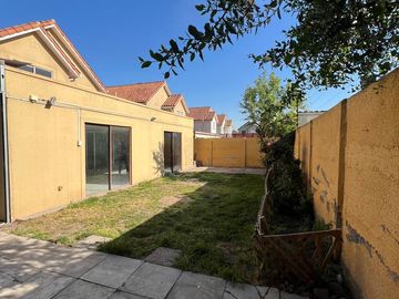 GRAN OPORTUNIDAD , CASA EN SECTOR LAGUNA DEL SOL , PADRE HURTADO