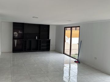 GRAN OPORTUNIDAD , CASA EN SECTOR LAGUNA DEL SOL , PADRE HURTADO