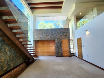 CASA GREGORIO BALVANERA