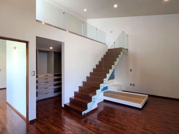 CASA GREGORIO BALVANERA