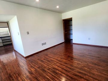 CASA GREGORIO BALVANERA