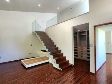 CASA GREGORIO BALVANERA