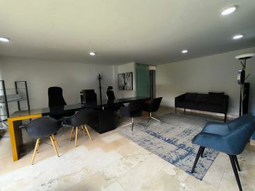 VENTA DE EDIFICIO PARA OFICINAS, COWORK O CORPORATIVO EN PUEBLA CENTRO