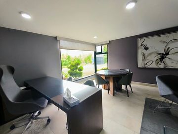 VENTA DE EDIFICIO PARA OFICINAS, COWORK O CORPORATIVO EN PUEBLA CENTRO