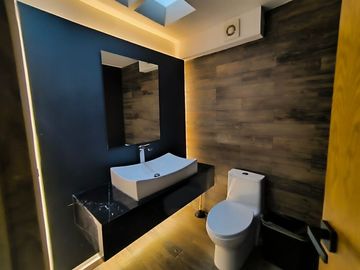 VENTA DE EDIFICIO PARA OFICINAS, COWORK O CORPORATIVO EN PUEBLA CENTRO