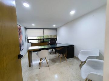 VENTA DE EDIFICIO PARA OFICINAS, COWORK O CORPORATIVO EN PUEBLA CENTRO