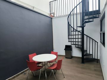 VENTA DE EDIFICIO PARA OFICINAS, COWORK O CORPORATIVO EN PUEBLA CENTRO