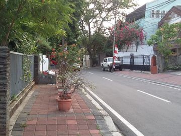 Rumah Dijual di Jl. Kramat Jakpus, Lokasi Bagus