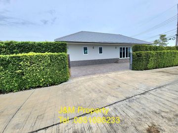 Brand new luxury modern stye house, mountain view, with private pool, Khao-Tao, Hua-Hin