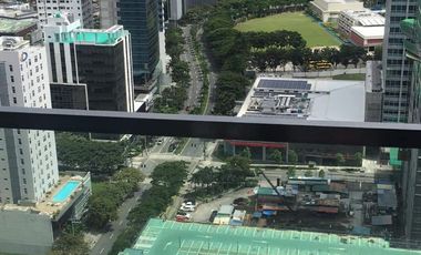 🏡 Modern Comfort in the Heart of BGC: 1BR + Nanny’s Room 🛏️ — Explore this Amazing Offer Today!