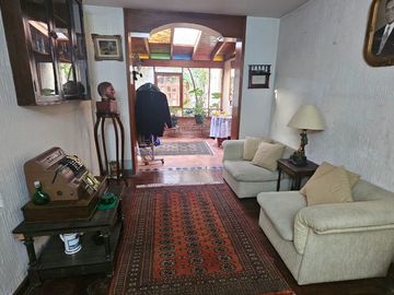 VENDO CASA URB. LAS MAGNOLIAS SURCO FRENTE A PARQUE