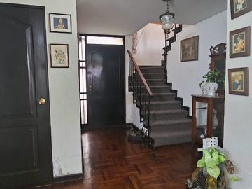 VENDO CASA URB. LAS MAGNOLIAS SURCO FRENTE A PARQUE