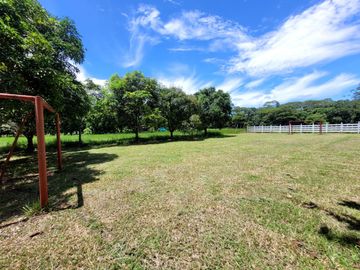 CASA CAMPESTRE EN CONDOMINIO EXCLUSIVO
