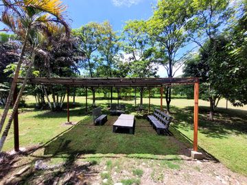CASA CAMPESTRE EN CONDOMINIO EXCLUSIVO