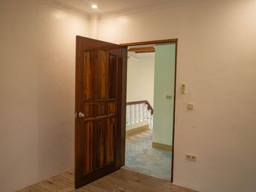 Beautiful Spanish Style 4 BR/4Bath home in a fully enclosed gated property