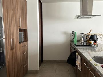 VENTA DE CASA EN FRACCIONAMIENTO CON ALTA PLUSVALIA EN BARRANCA DEL REFUGIO
