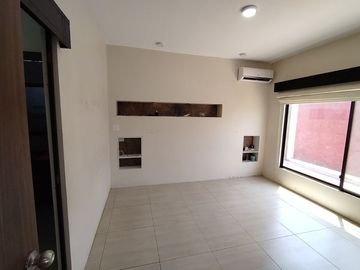 casa independiente de venta en portoviejo DESCRIPCIÓN