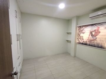 casa independiente de venta en portoviejo DESCRIPCIÓN