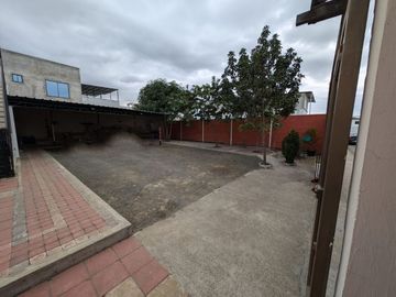 casa independiente de venta en portoviejo DESCRIPCIÓN