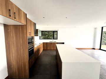 ¡Departamento en planta baja con vista al valle! 🌄